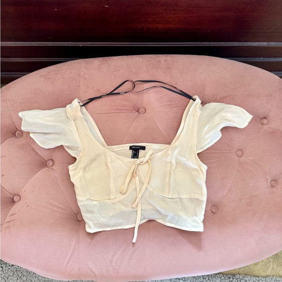 New Without Tag Ivory Butterfly Sleeves Crop Top Size Small - Picture 6 of 7